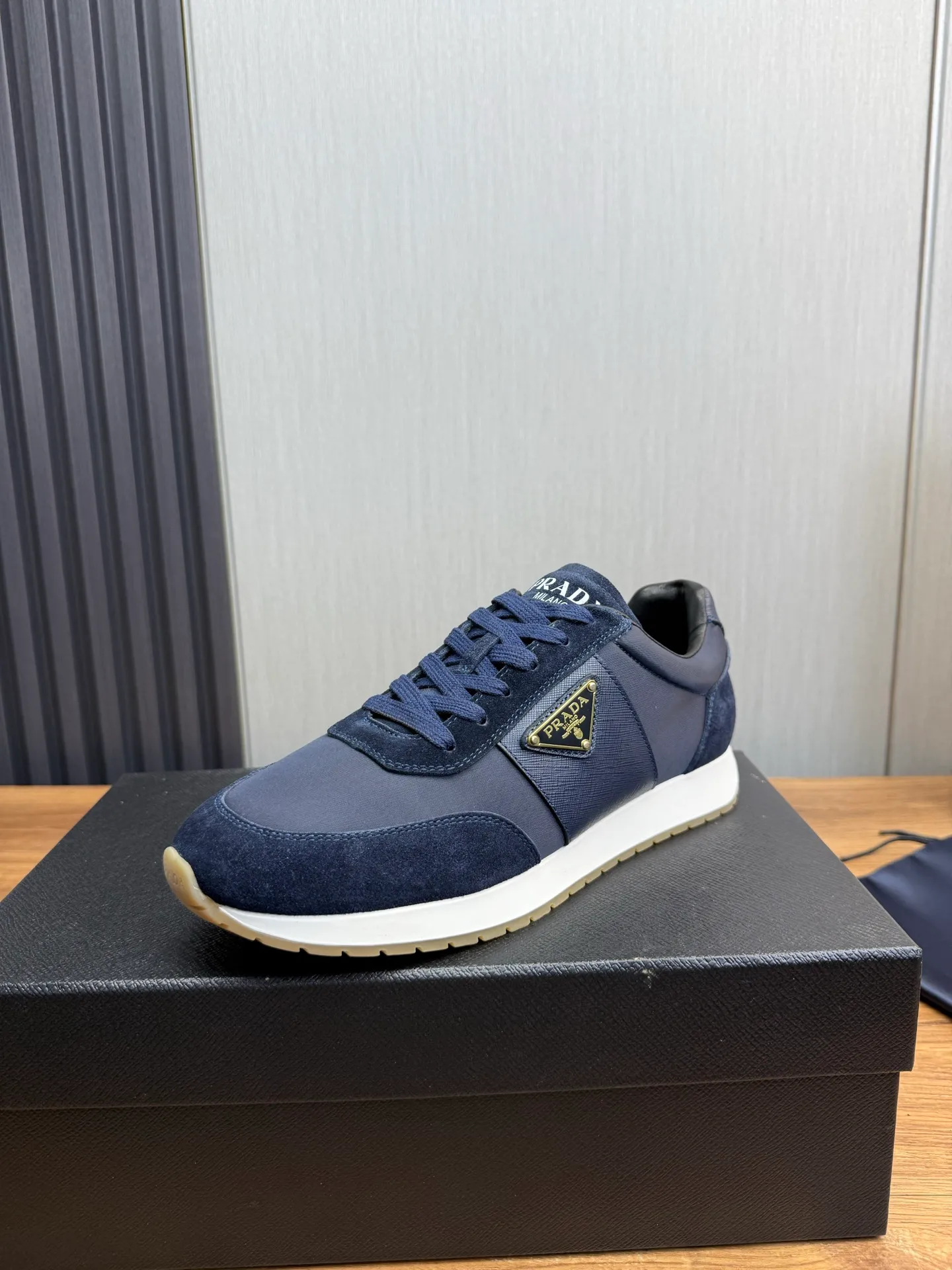 Men's shoes 💰740💰 [PRADA] New models synchronized with the official website, high-quality shipments ✔️Hot-sellers🔥 Original cowhide with imported waterproof fabric + cowhide lining, 1🆚1 replica, original bottom, 38-45 (men's 45 is custom-made and cannot be returned)